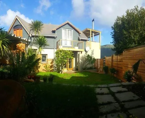 Σπίτι διακοπών Ocean & Mountain View Home With Pool And Garden Κέιπ Τάουν Νότια Αφρική